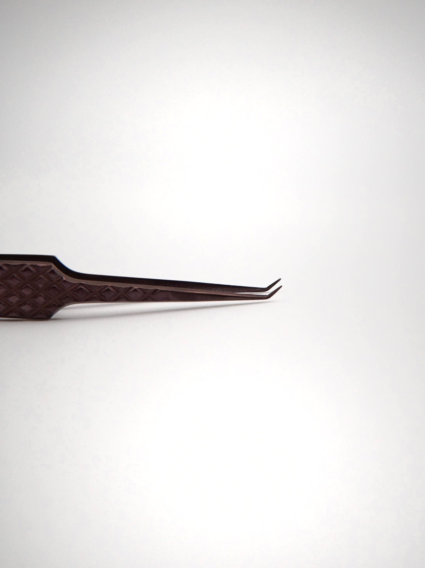Catara Short Isolation Tweezers